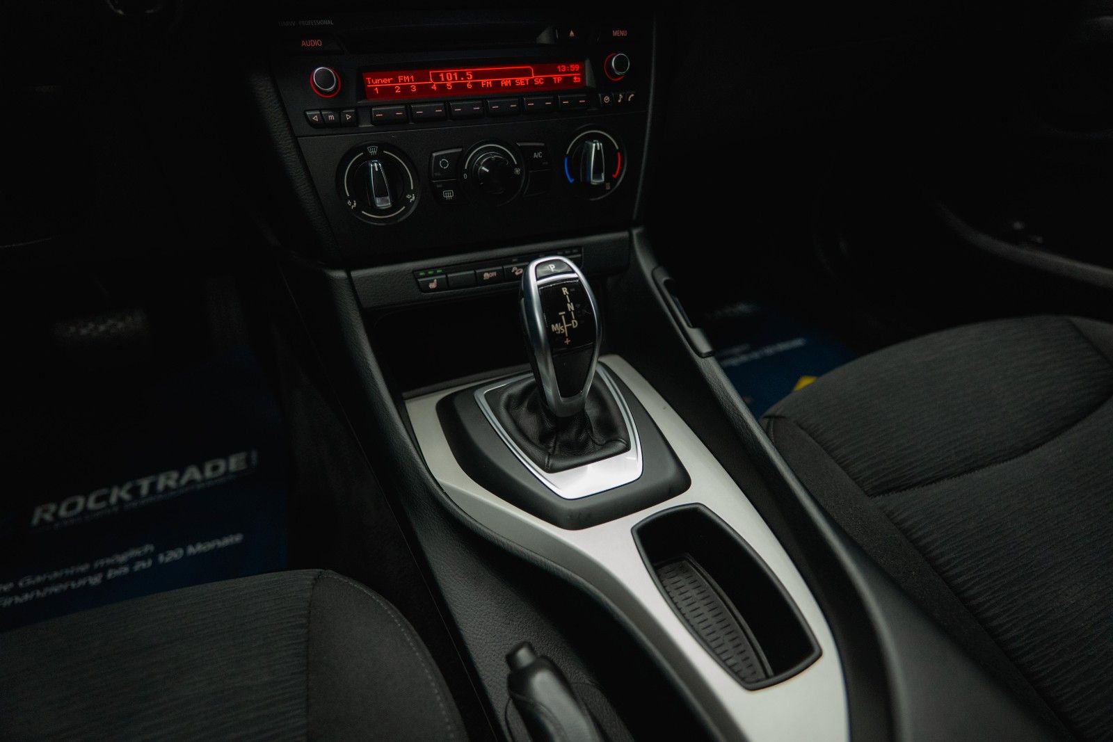 Fahrzeugabbildung BMW X1 xDrive20d Sport Line Autom. Bi-Xenon*Perlmutt
