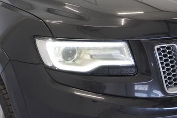 Jeep Grand Cherokee - 9