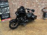 Harley-Davidson Street Glide Special  - HARLEY-DAVIDSON TOURER