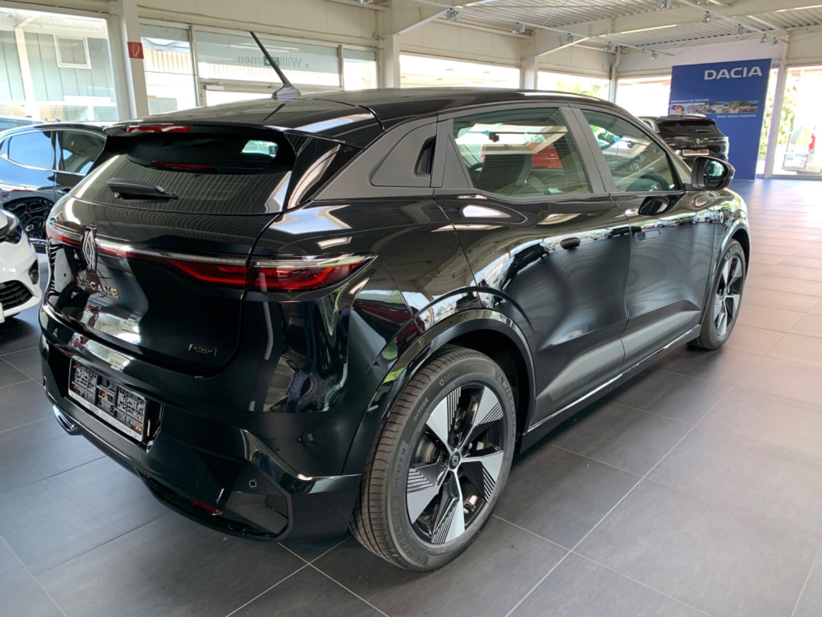 Fahrzeugabbildung Renault Megane E-Tech Electric Equilibre EV60 220 hp