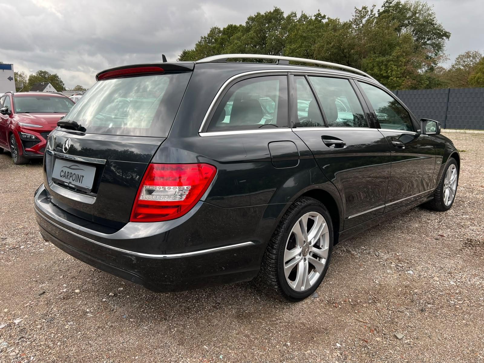 Mercedes-Benz C220 2011 — photo 6