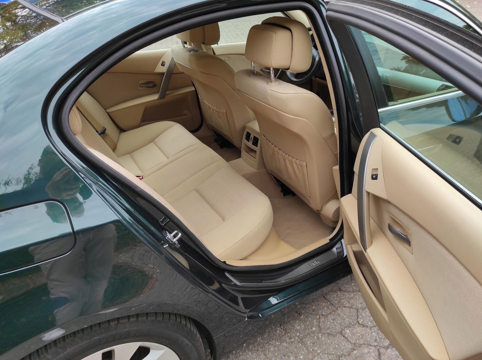 BMW 530i Automatik, E60 dunkelgrün mit beige