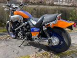 Yamaha Vmax    V max  2LT - YAMAHA ORANGE