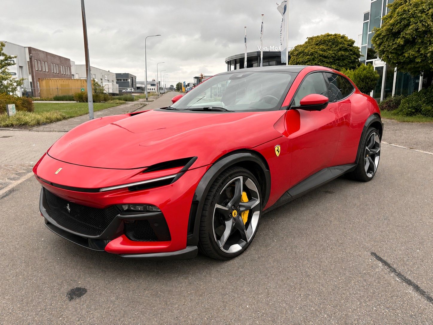 Ferrari Purosangue Full CARBON