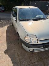 Renault Clio - gebrauchte Renault Megane aus dem Jahr 2000