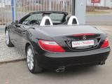 Mercedes-Benz Roadster SLK 200 BlueEfficiency - Mercedes-Benz Blueefficiency