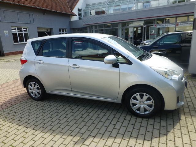 Toyota Verso-S Life