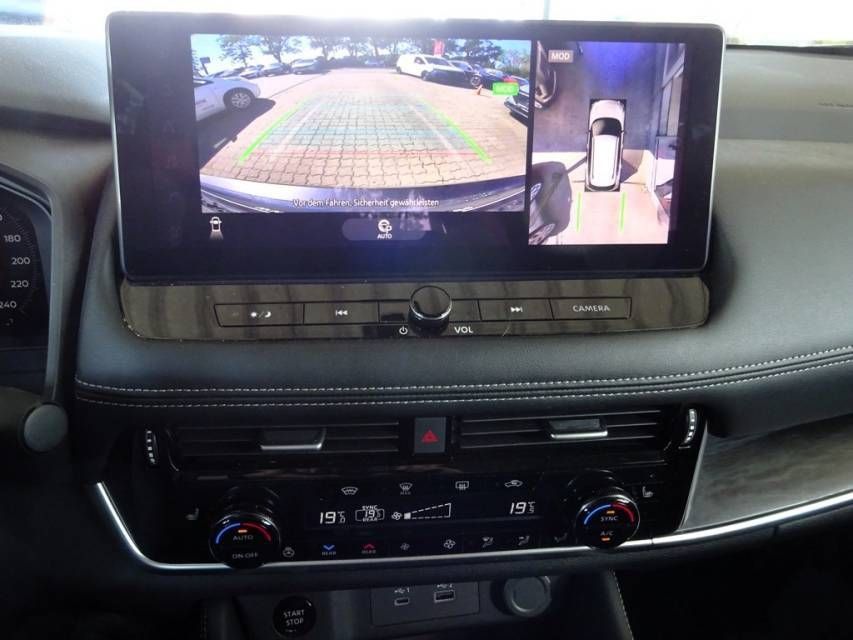 Fahrzeugabbildung Nissan X-Trail 1.5 VC-T  e-Power Tekna e-4orce