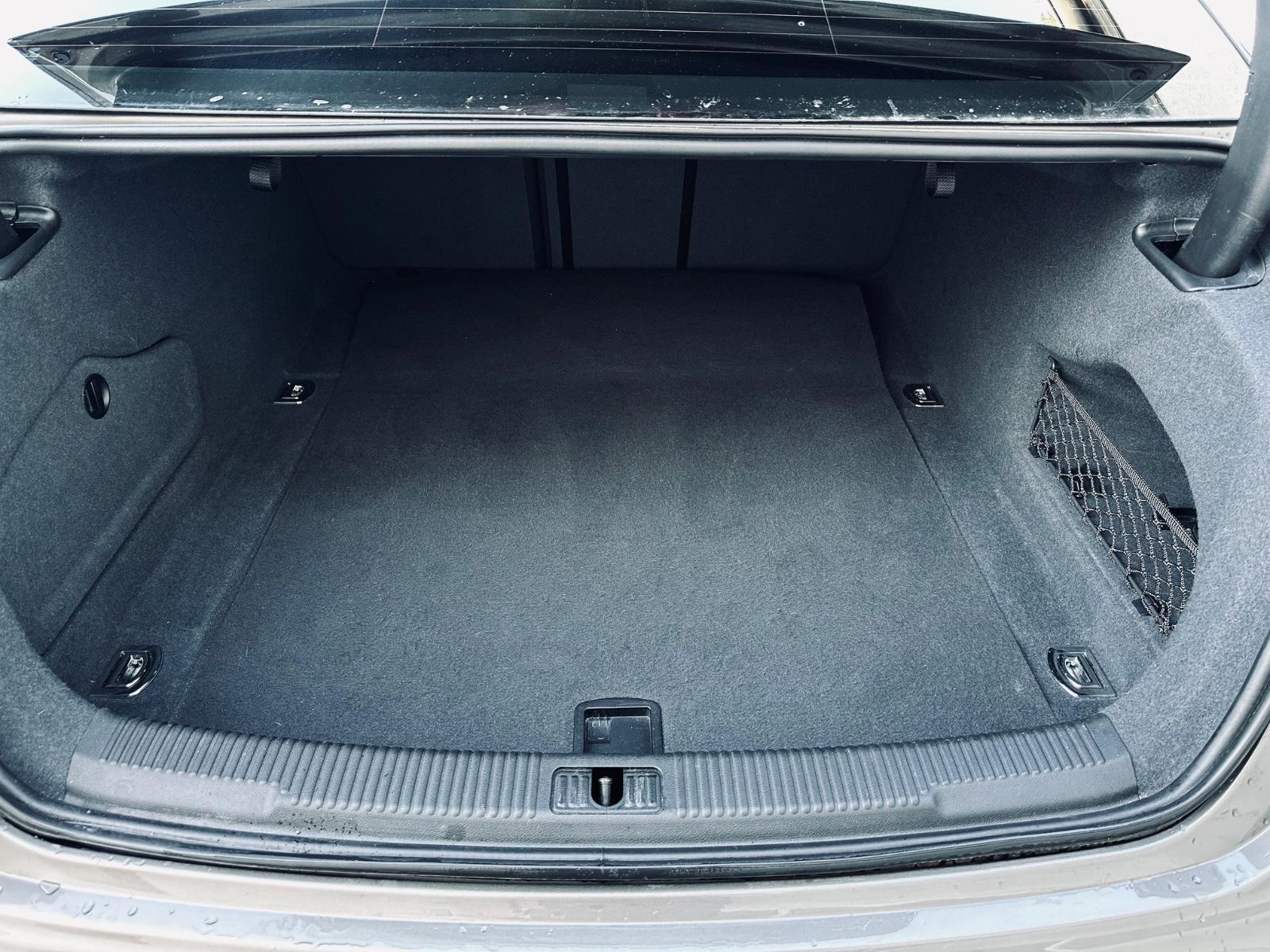 AUDI A6 LIM. 2.8 FSI*XENON*NAVI*SHZ*TEMPO*20ZOLL | 204 ch | BVM | GPS