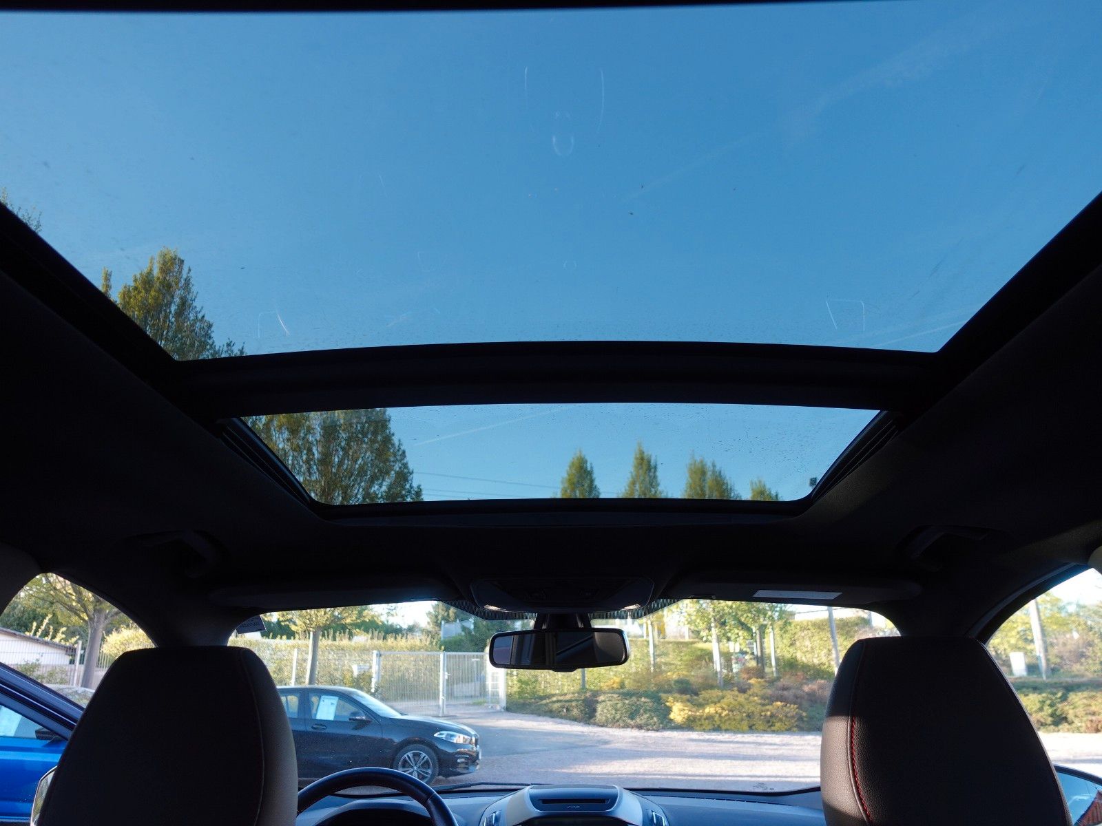 Fahrzeugabbildung Ford Kuga 1,5 EcoBoost 2x4 110kW ST-Line