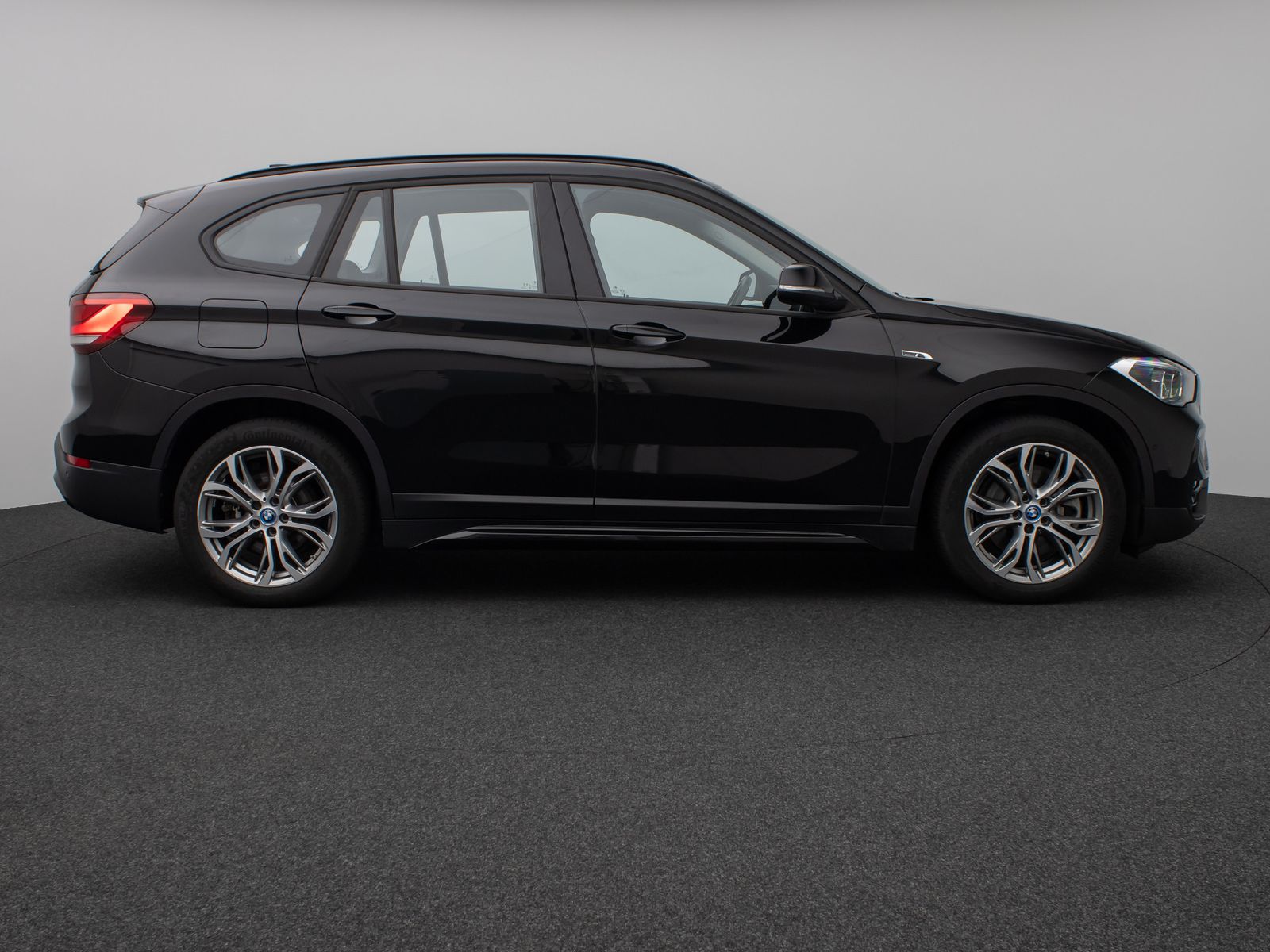 Fahrzeugabbildung BMW X1 xD25e Sport Line Kamera DAB Navi LED Komfort