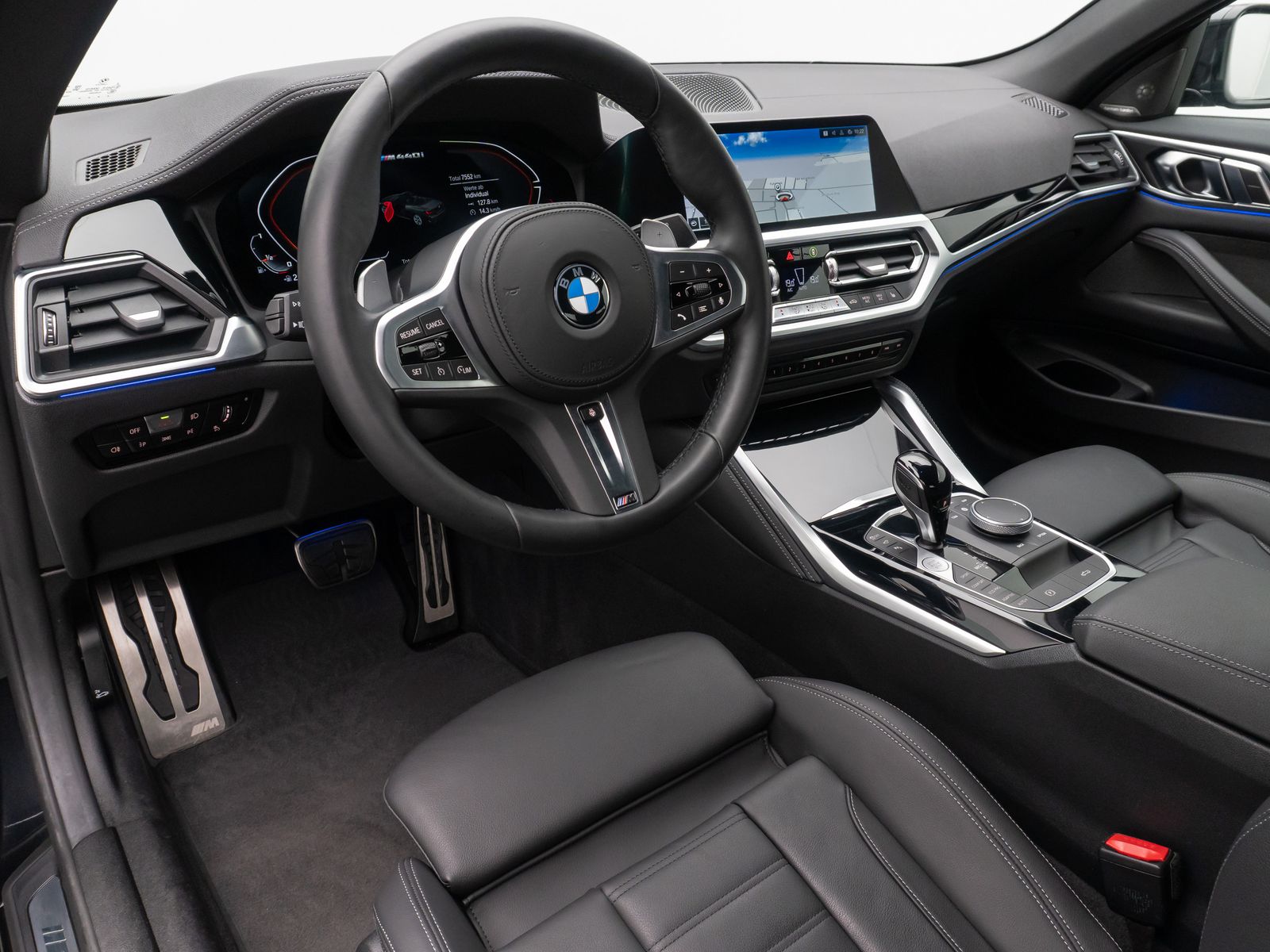 Fahrzeugabbildung BMW M440i xD 360° H/K Komfort HUD DAB Leder 19Zoll