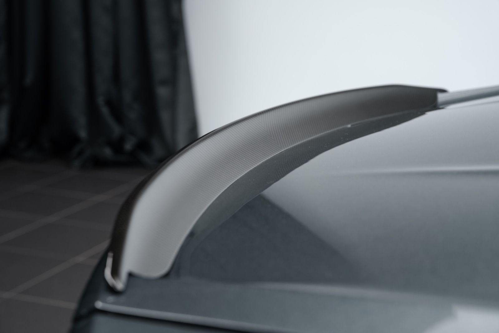 Fahrzeugabbildung Aston Martin DBS 770 Ultimate Volante 1 OF 199/CARBON/BUCKET