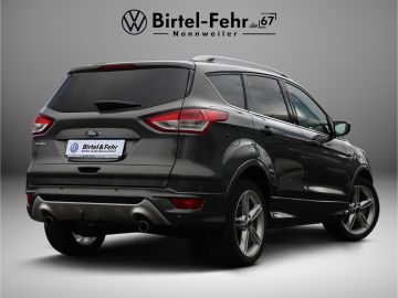 Ford Kuga Individual 2.0 TDCi 4x4 AHK Pano Teilleder 