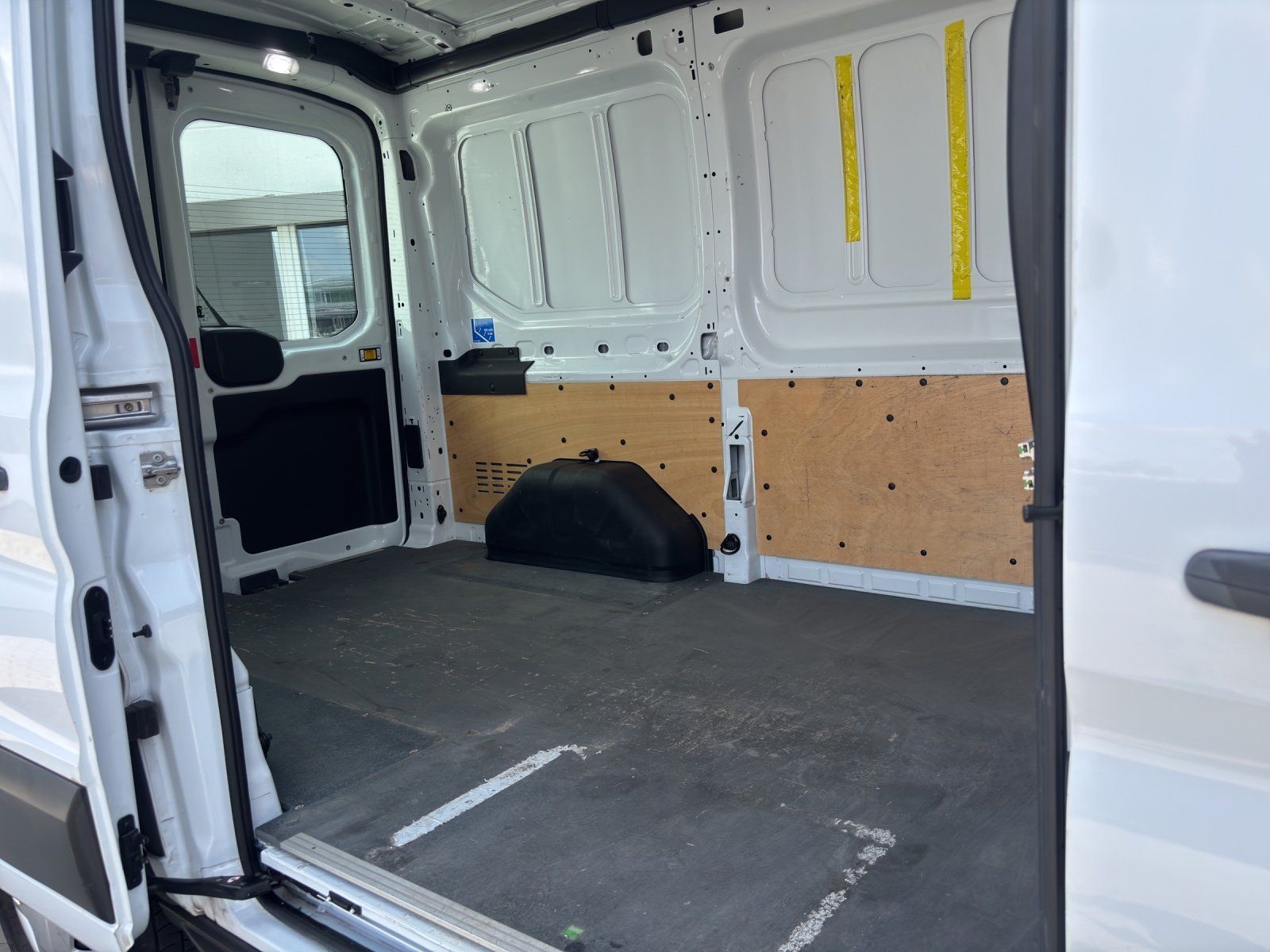 Fahrzeugabbildung Ford Transit FT 350 2.0 TDCi L2 Trend AHK/KLIMA/GRA/