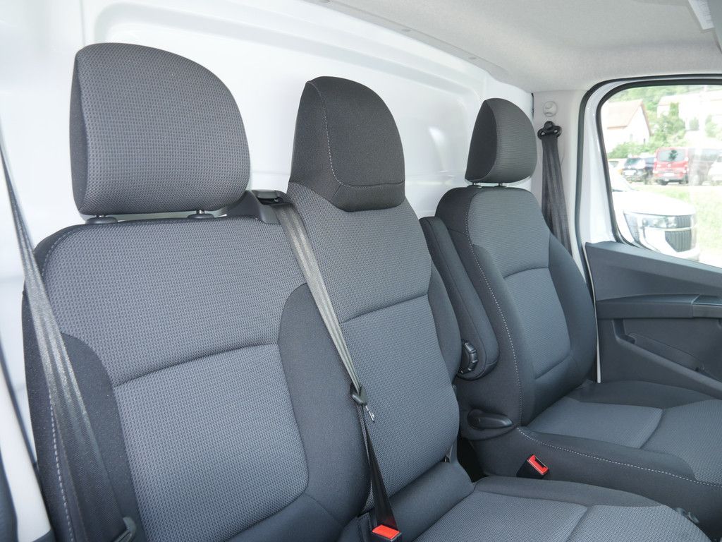Fahrzeugabbildung Renault Trafic Komfort L2H1 Blue dCi 130 KAMERA AHK LED