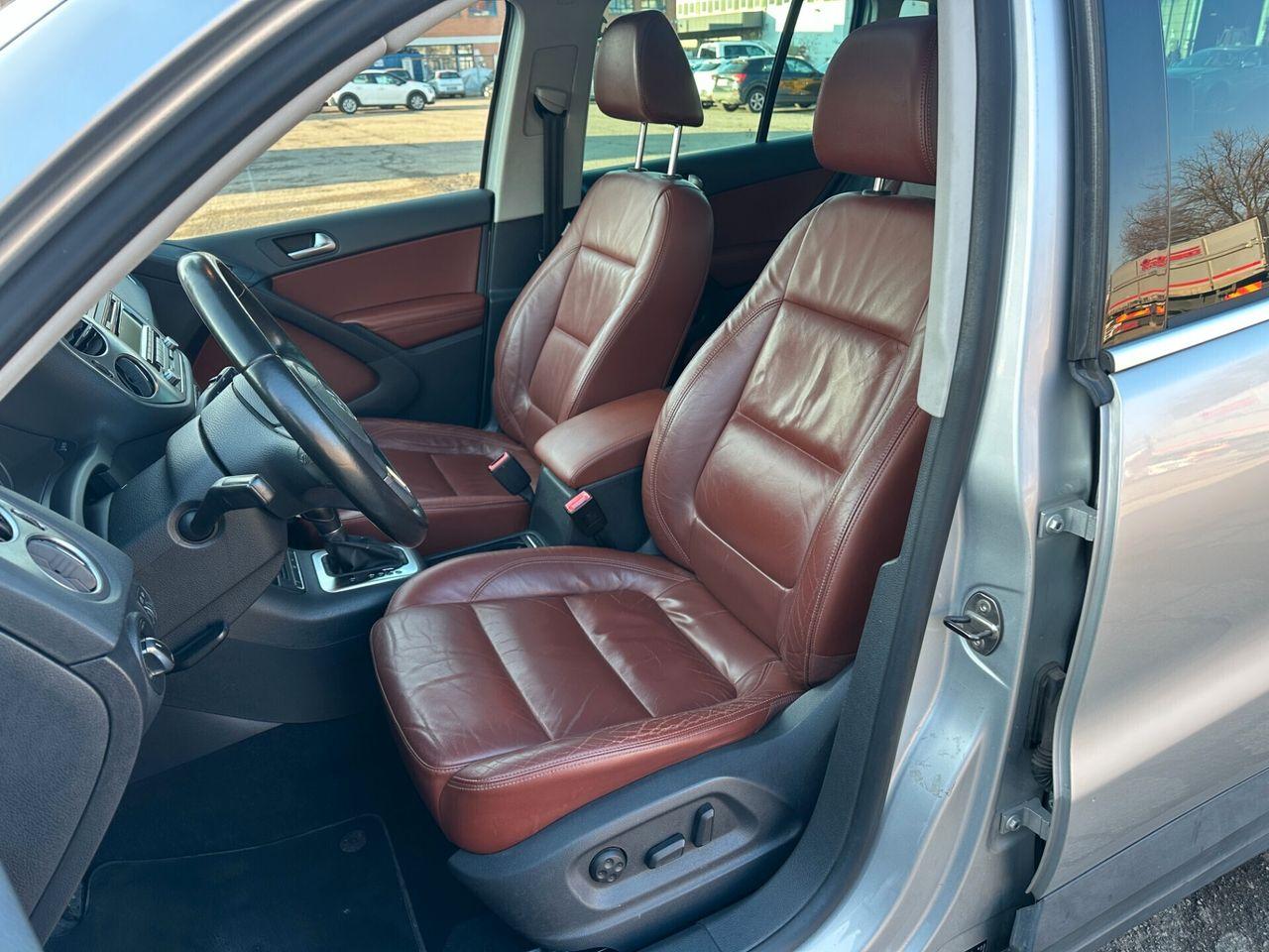 Volkswagen Tiguan 2011 — photo 11