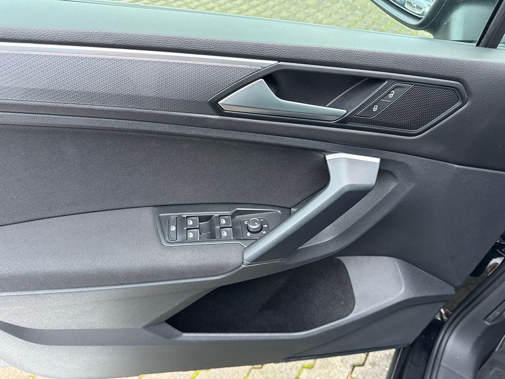 Tiguan 1.5 TSI "ACTIVE" *NAVI*LED*KAMERA*