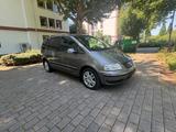 Volkswagen Sharan 2.0TDI (DPF) Freestyle Freestyle 7 Sitzer - gebrauchte VW Sharan aus dem Jahr 2006