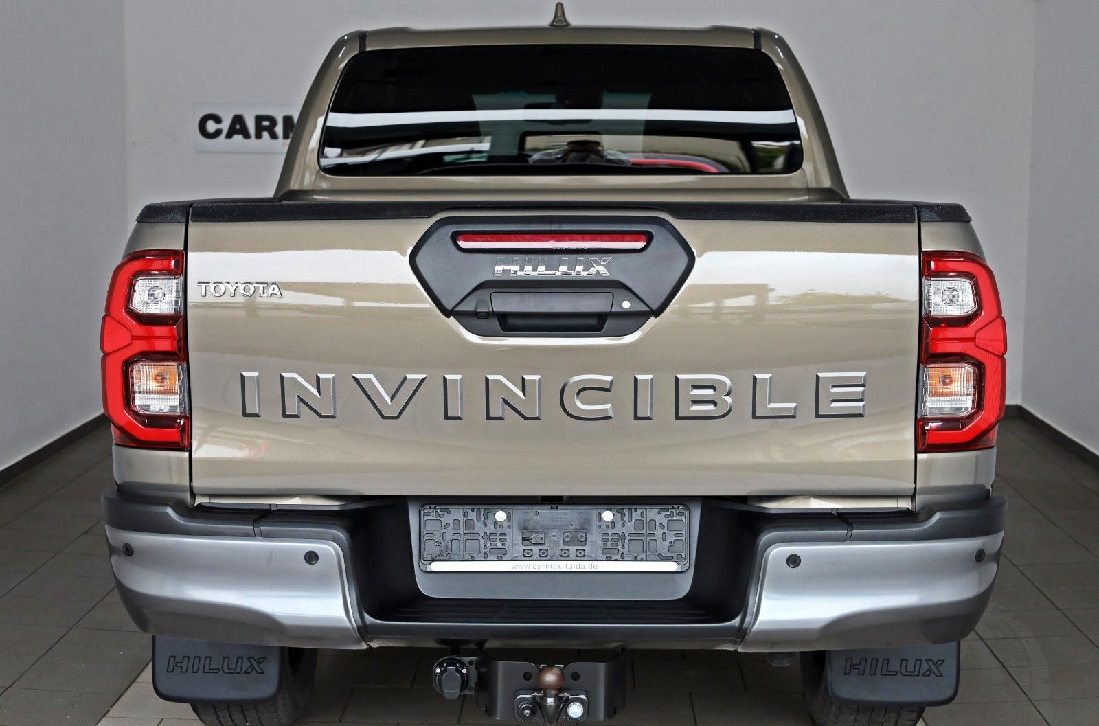 Fahrzeugabbildung Toyota Hilux 2.8 D-4D Invincible,Navi,ACC,  AHK