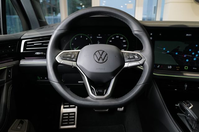Volkswagen Touareg 3.0TDI R-Line BlackStyle Nachtsicht HuD 