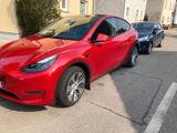 Tesla Model Y Long Range Dual Motor AWD Long Range - Tesla Model Y: Rot