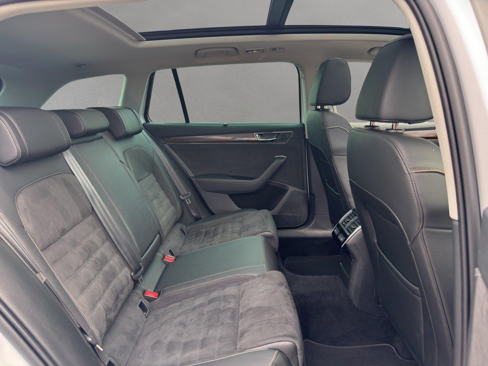 Skoda Superb Combi 2.0 TDI Scout Final Edt./AHK/PANO/