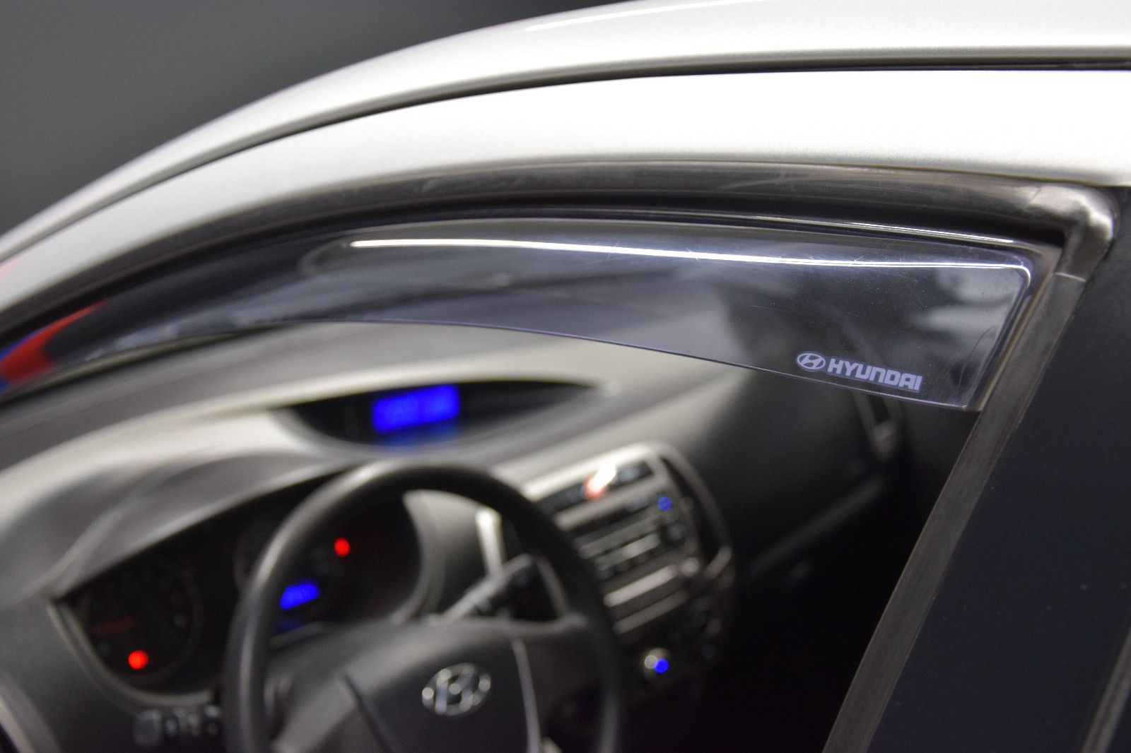 Fahrzeugabbildung Hyundai i20 Edition-Paket Silver Klima 4-Tür el.Fenster