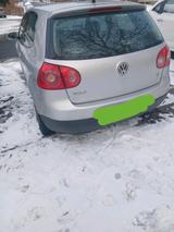 Volkswagen Verkaufe VW Golf 5 1.6 mit 102 ps - Volkswagen Golf: 102 Ps