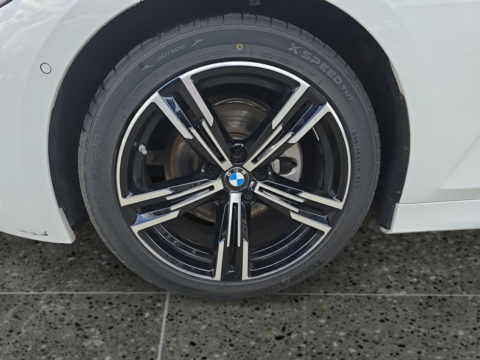 BMW 320 - Bild 9