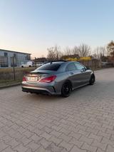 Mercedes-Benz Mercedes Cla 45 AMG - gebrauchte Mercedes-Benz CLA 45 AMG aus dem Jahr 2015