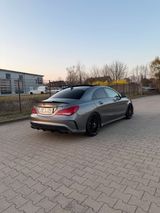 Mercedes-Benz Mercedes Cla 45 AMG - Mercedes-Benz CLA 45 AMG aus 2015