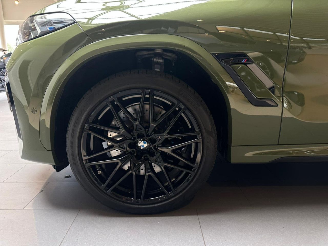 BMW X6 M Comp.M Drivers Carbon AHK eh-UPE:195.300,- foto 10