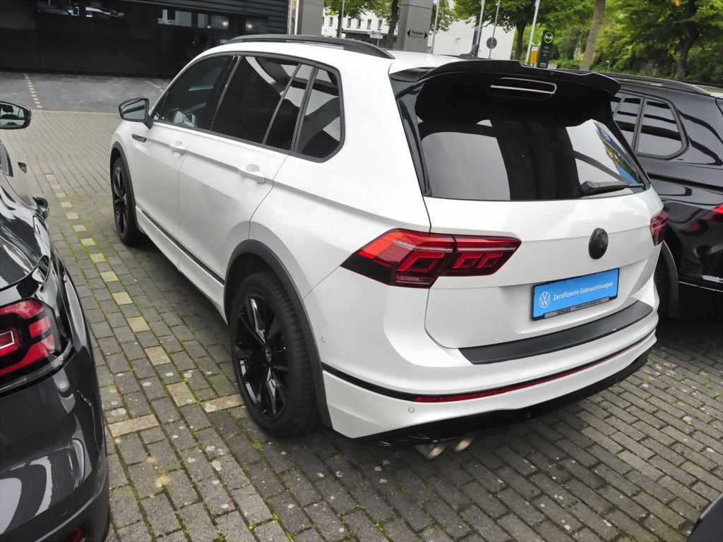 Volkswagen Tiguan 2.0 TSI R 4M Panorama Matrix AHK DCC SHZ foto 4