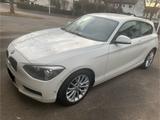 BMW 114i - 1. Hd, Steuerkette/Reifen neu, Scheckheft