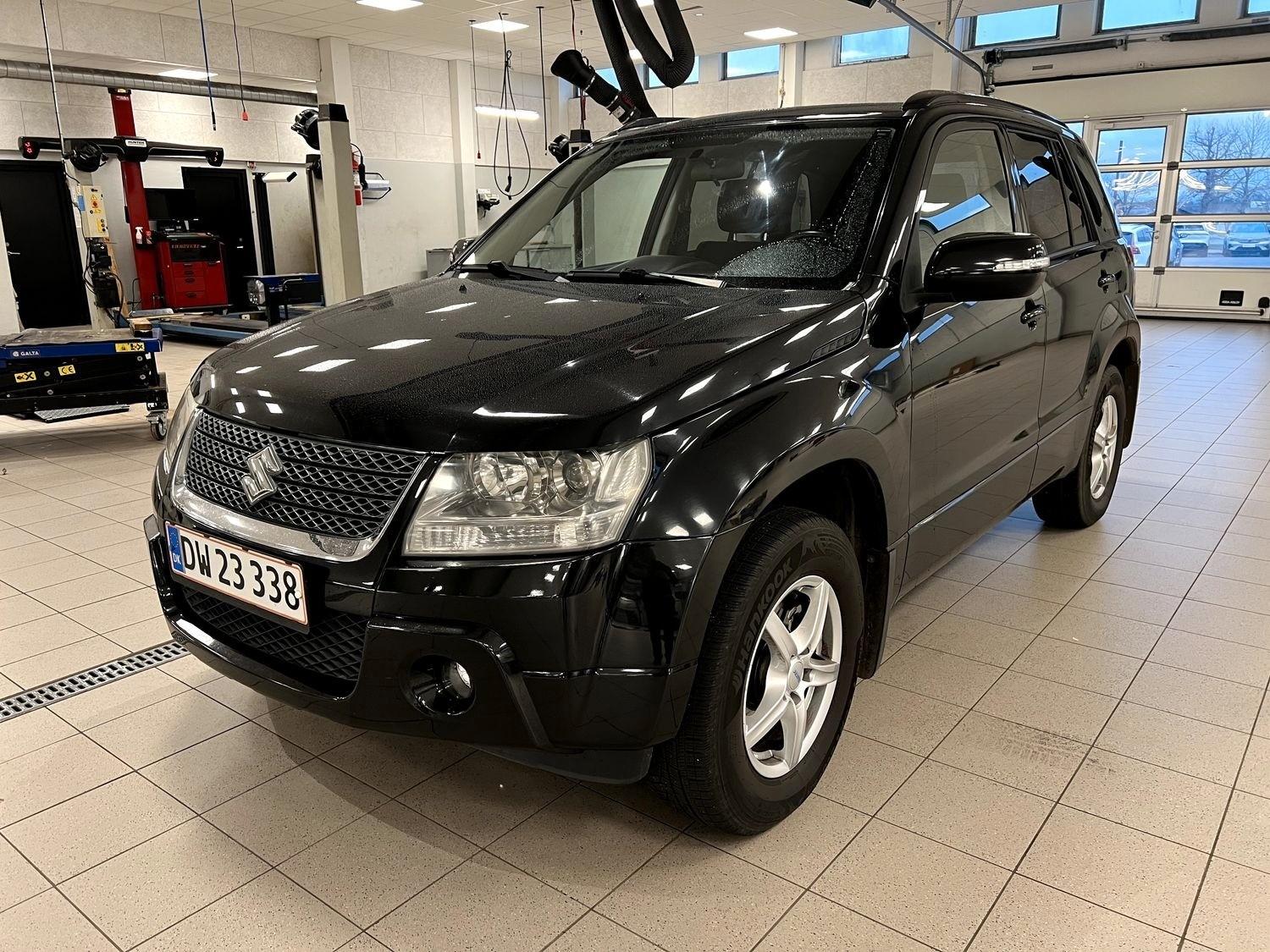 Suzuki Grand Vitara 2.4 VVT *Keyless*5-Pers*4x4*AC*