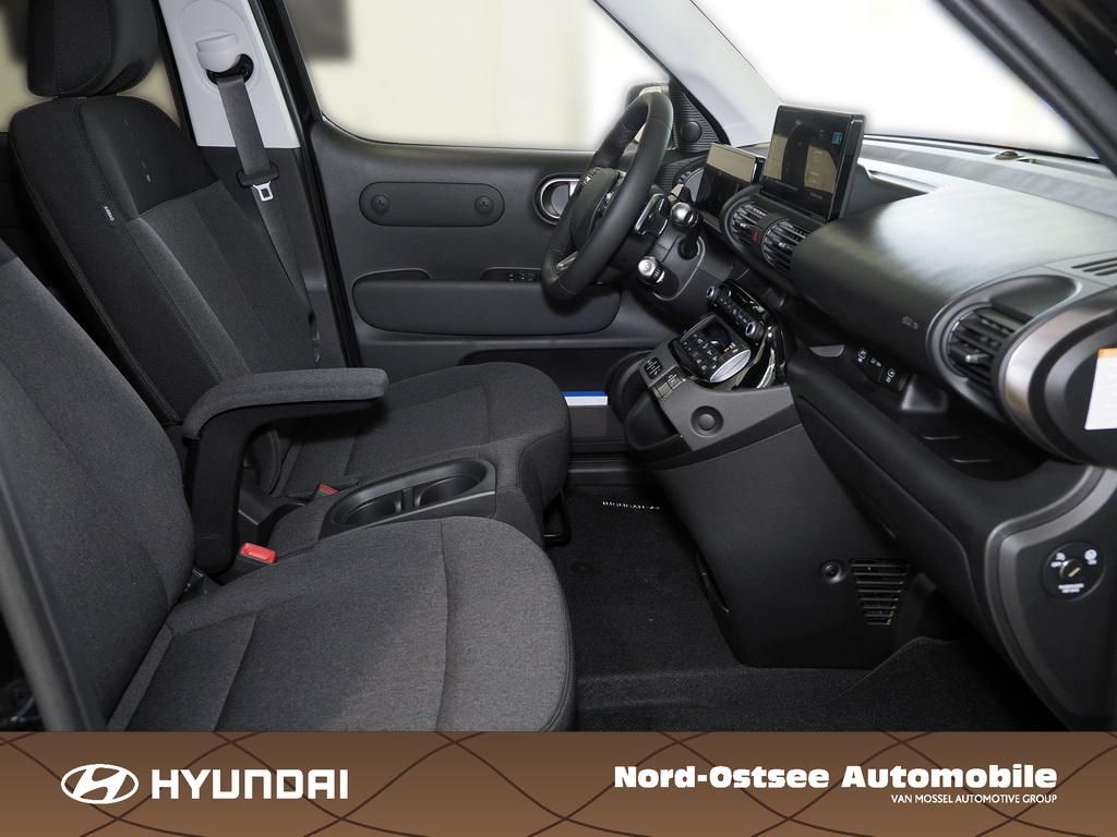 Fahrzeugabbildung Hyundai INSTER EV Trend Effizi-P Designelemente Schwarz