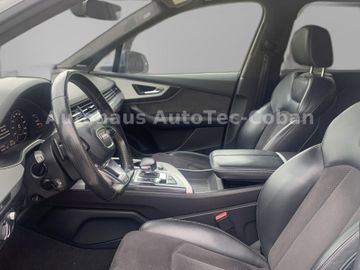 Audi Q7 - 7