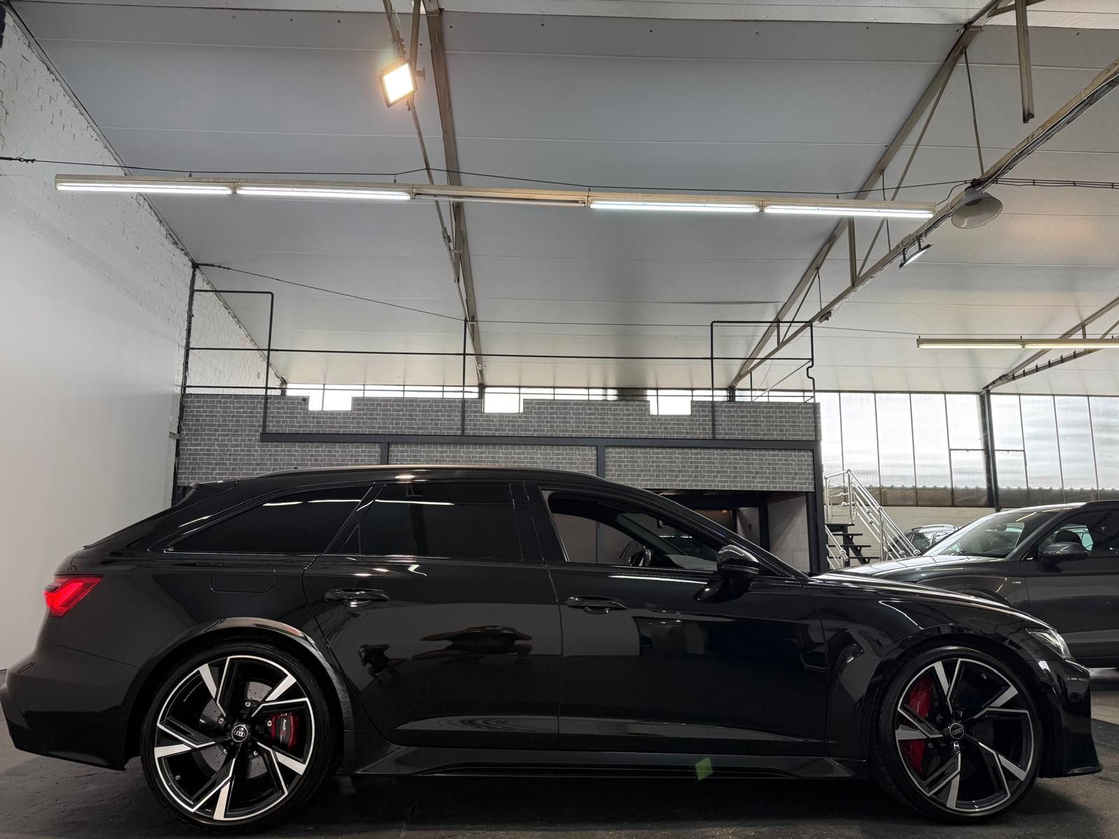 Audi RS6 RS 6 Avant 4.0 TFSI quattro foto 10