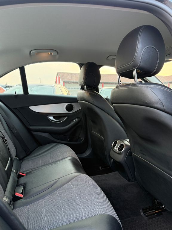 Mercedes-Benz C 180 - Bild 20