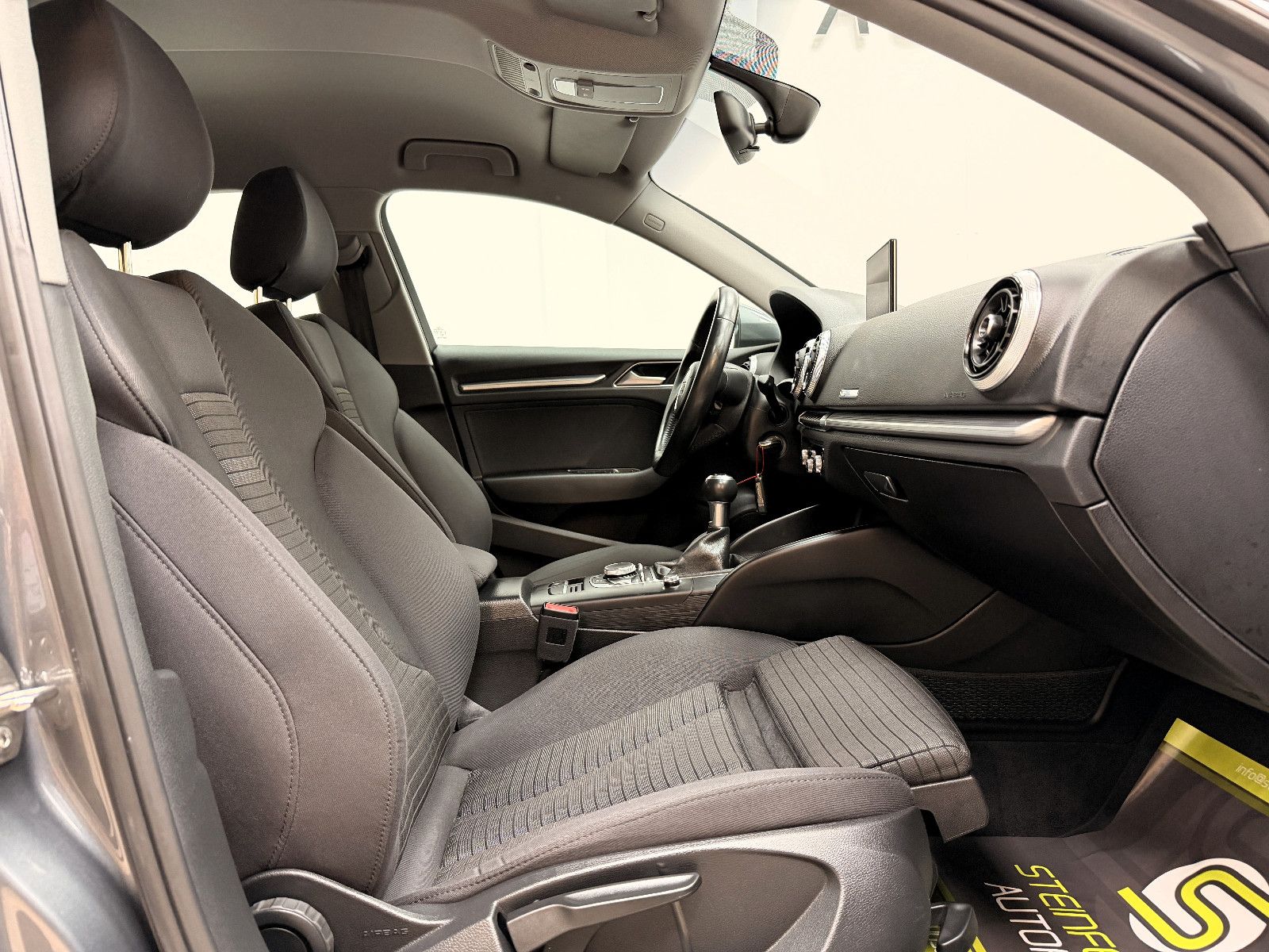 Audi A3 Sportback sport / LED / XENON / NAVI / SHZ foto 13