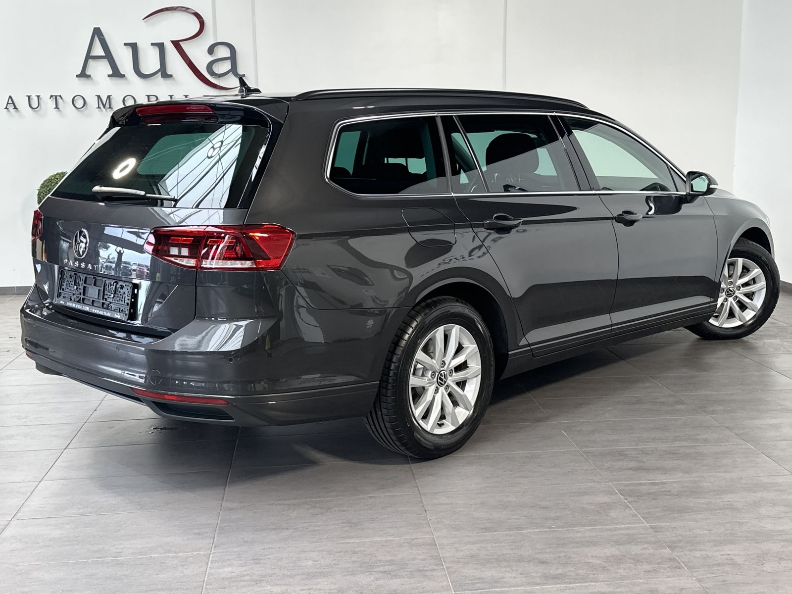 Fahrzeugabbildung Volkswagen Passat Variant 2.0 TDI DSG Business NAV+LED+ACC