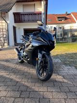 Yamaha R 125 - YAMAHA R1 125