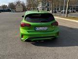 Ford Focus 2,3 EcoBoost ST X  - Ford Focus: Grün, ST