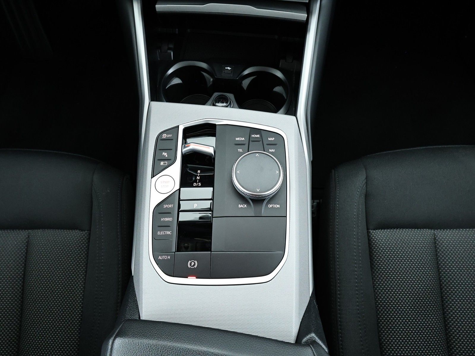 BMW 330e   LED|Navi|CarPlay|Sitzhzg foto 13