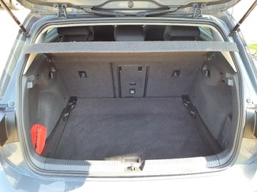 Bild 12 VW Golf VIII 1.5 Move - ACC,SHZG,NAVI,PDCv+h