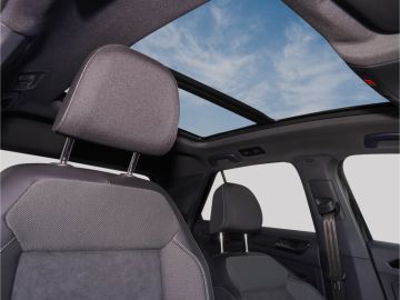 Volkswagen T-Roc Open Sky 1.5 TSI DSG AHK Pano Kamera LED