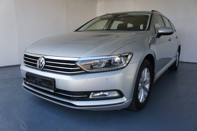 Volkswagen Passat Var.2.0 TDI"COMFL.NAVIPLUS-XENON-DSG-1.HD