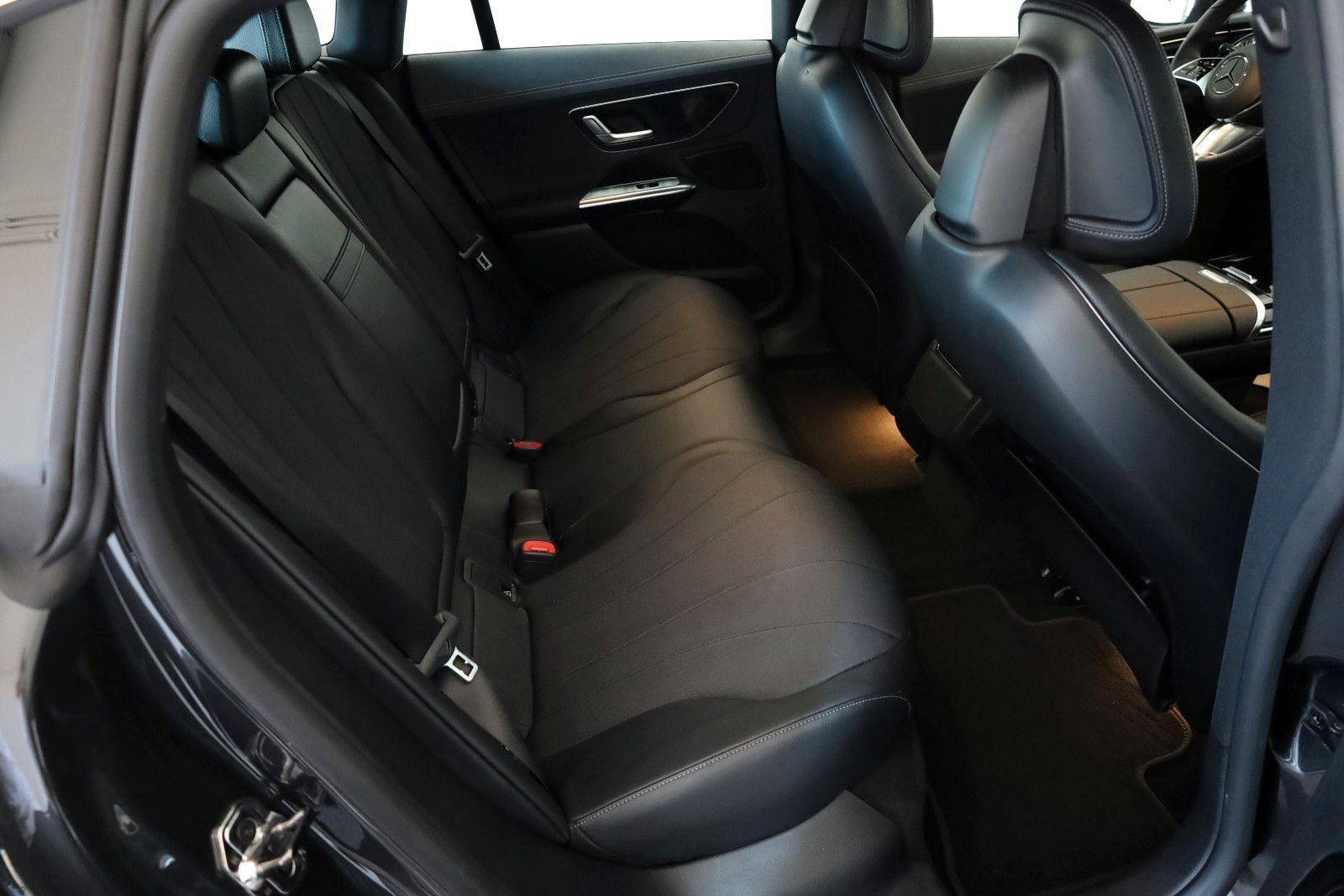 Fahrzeugabbildung Mercedes-Benz EQE 300,Leder,Navi,LED,SH,Kamera,Keyless,Carplay