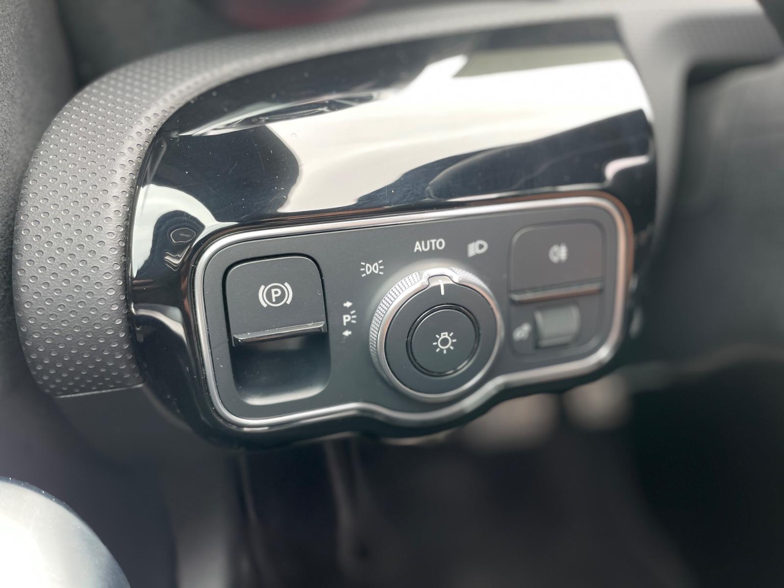 Mercedes-Benz A-Class 4MATIC DCT AMG-Line ACC/CAM/LED/ASSIS/PANO, миниатюра 27